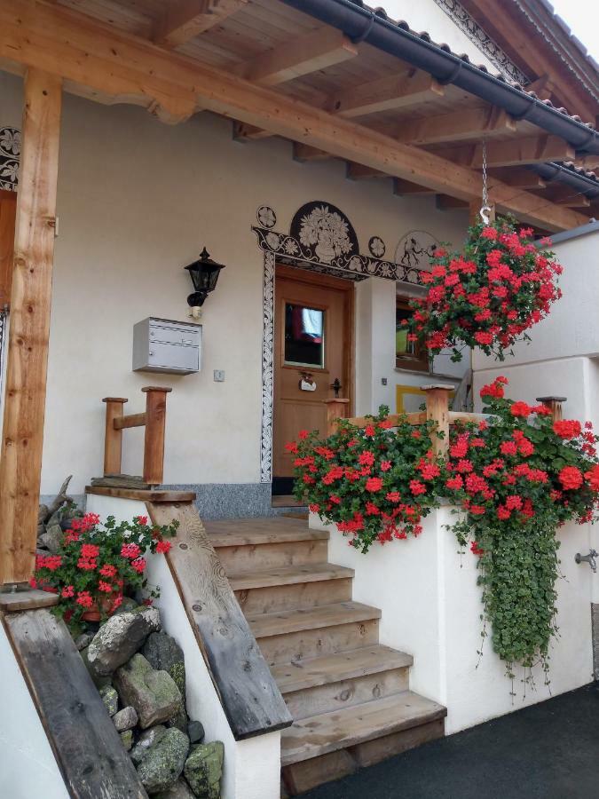 Ferienwohnung Chesa Sper L'Ovel Brail Zernez Exterior foto